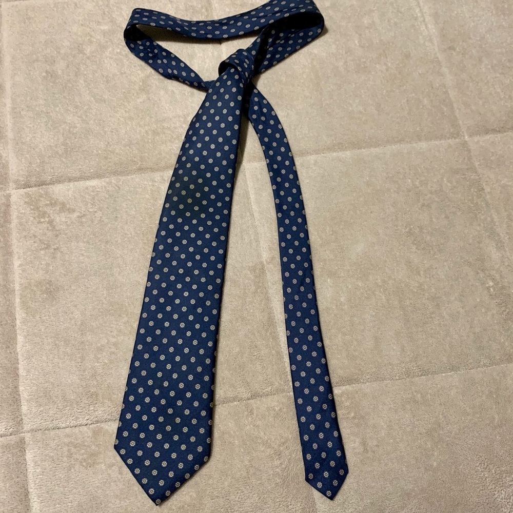 Mario Valentino silk necktie